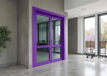 Покраска алюминиевых дверей